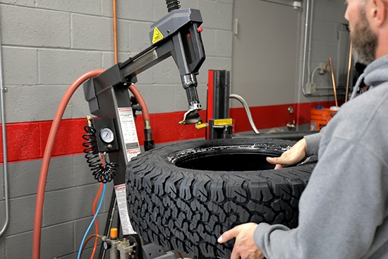 Best Ranger Tire Changer Tilt-Back Tower Feature