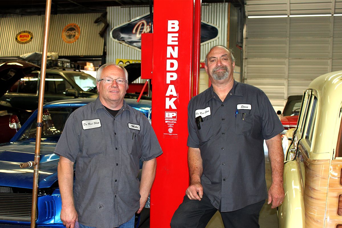 BendPak Two-Post lift Red at Da Rod Shop