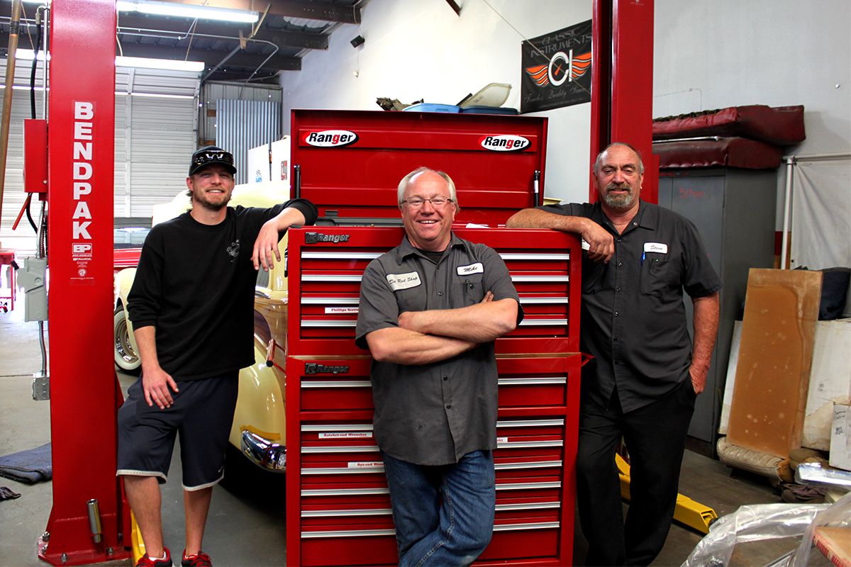 Da Rod Shop in Simi Valley uses BendPak lifts